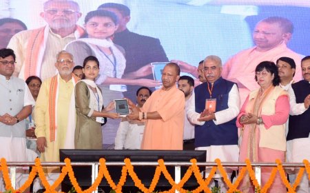 कानपुर को सीएम ने दिया साढ़े सात सौ करोड़ का तोहफा, बोले-सपा के कारनामे काले