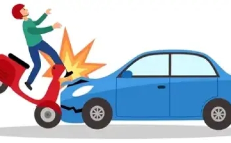 एमजी रोड पर कार-एक्टिवा में भिड़ंत, ज्वेलर की मौत