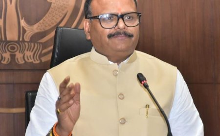 एक्शन मोड में डिप्टी सीएम, 26 चिकित्सकों की बर्खास्तगी के निर्देश