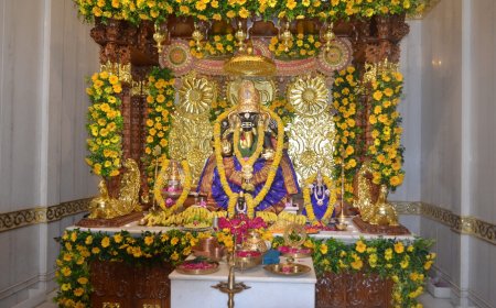 शहर में सैकड़ों पंडालों में हुई बप्पा की प्राण प्रतिष्ठा