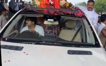 महिला आयोग की अध्यक्ष बबिता का आगरा में घुसते ही भव्य स्वागत