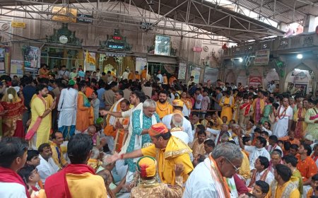 बरसाना में राधाजन्म पर उमड़ा आस्था का सैलाब, 20 लाख ने किए दर्शन