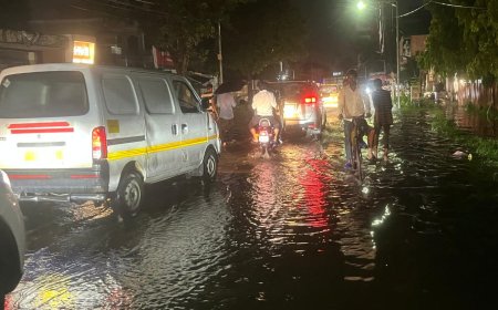 बारिश से जन-जीवन अस्त-व्यस्त, जाम, कल स्कूलों की छुट्टी घोषित