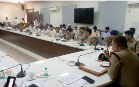 मुस्लिमों ने ईद मिलादुन्नबी से एक दिन पहले बैठक बुलाने पर उठाए सवाल