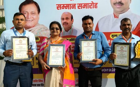 आगरा के कई शिक्षकों को कर्मयोगी सम्मान