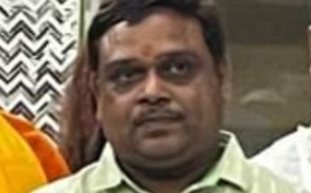 रिपोर्ट का आदेश होते ही आगरा कालेज प्रिंसिपल ने परिवार संग आगरा छोड़ा, मोबाइल भी बंद