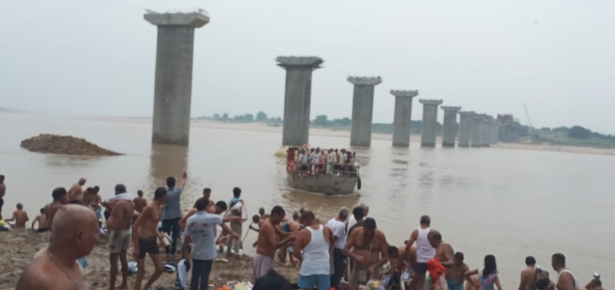 पितृ पक्ष शुरू, तर्पण को यमुना व चंबल पर उमड़ी लोगों की भीड़