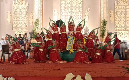 जनकपुरी मंच पर हरिनाम संकीर्तन की गूंज