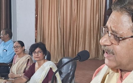 गांधीजी ने भारतीयों में स्वत्व की भावना जागृत की