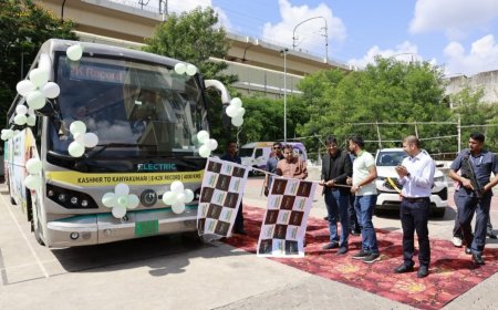 कश्मीर से कन्याकुमारी तक चार हजार किलोमीटर लंबी इलेक्ट्रिक बस सेवा