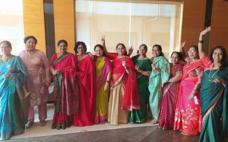 साठ के ठाठः रेड एंड ग्रीन थीम पर सखियों ने मनाया करवा चौथ