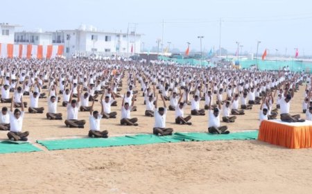 परखम के गऊग्राम में तीन हजार स्वयंसेवकों ने किया सामूहिक योग प्रदर्शन