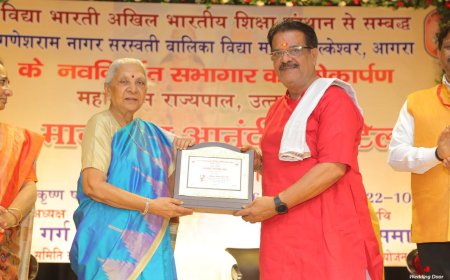 बलकेश्वर मंदिर के महंतों को राज्यपाल ने किया सम्मानित 