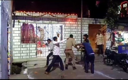 बरेली में जुआरियों ने की पुलिस की जमकर धुनाई, दरोगा और सिपाही घायल, वर्दी फाड़ी