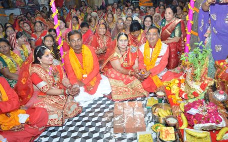 श्रीमनःकामेश्वर मंदिर में देवोत्थान एकादशी पर भगवान शालिग्राम संग परिणय सूत्र में बंधीं तुलसी महारानी 