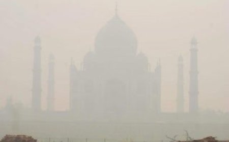 आखिर, इस धुंध में हर शख्स परेशां क्यूं है?