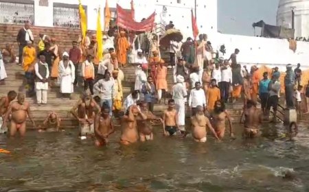 बटेश्वर में कार्तिक पूर्णिमा पर अमृत स्नान को लाखों की संख्या में उमड़े श्रद्धालु