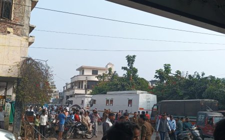 अनिल कपूर सूबेदार फिल्म की शूटिंग लिए आगरा में, जयपुर हाउस में लगा गांव का सेट