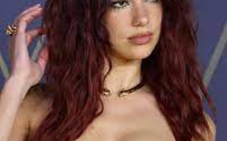 दुआ लीपा करती हैं शाहरुख से प्यार