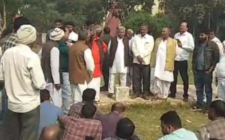 विवि की कौनसी गलती पर विधायक चौधरी बाबूलाल को गुस्सा आ गया, छात्रों संग पहुंचे कुलपति आवास