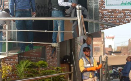 आगरा में पब्लिक टॉयलेट्स की मरम्मत और रंगाई पुताई, प्लीज यूज करें मगर गंदा न करें