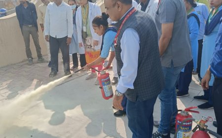 एसएन में डाक्टरों और स्टाफ को आग से बचाव की ट्रेनिंग दी गई