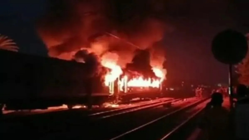 अमृतसर-हावड़ा एक्सप्रेस ट्रेन में धमाका, चार घायल