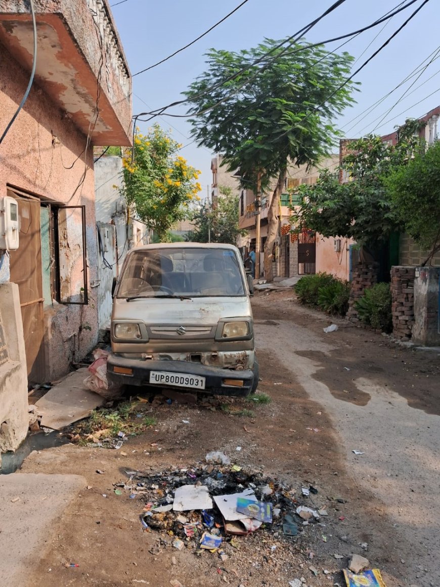 PHOTO SLIDE NEWS : नालों को आजाद कराओ सरकार, हम कहते हैं तो झगड़ा होता है! फोटोज में देखें ये लोग इतने नाराज क्यों हैं...