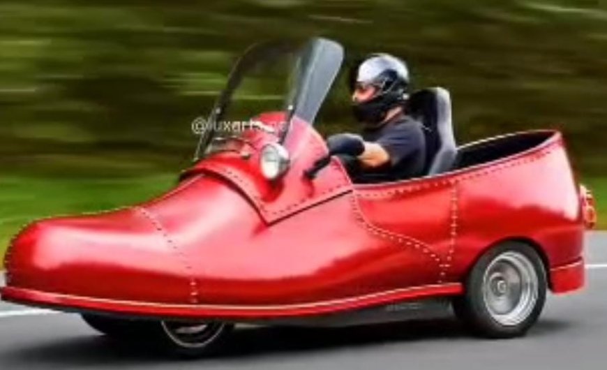 PHOTO SLIDE : किसी में लगी लिपिस्टिक, कोई परफ्यूम के आकार की, आगरा में आपके इर्द—गिर्द ये अजीब कारें दिखें तो चौंकिएगा मत!