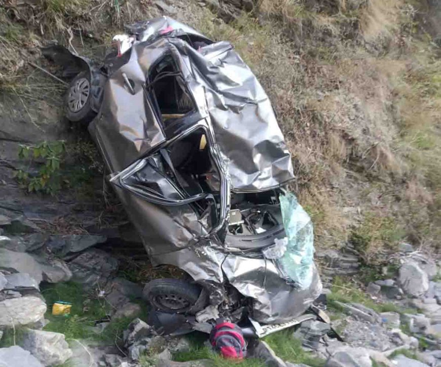 गूगल मैप बना काल, तेज रफ्तार कार रामगंगा नदी में गिरी, तीन की मौत