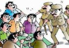 यमुना किनारे सजी जुए की फड़ पर पुलिस का छापा, दो दर्जन जुआरी हिरासत में 