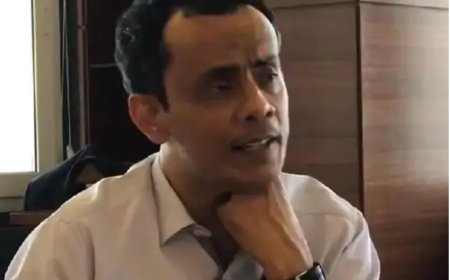 रिटायर्ड आईएएस मुस्तफा की बेटी ने 29वीं मंजिल से कूदकर किया सुसाइड