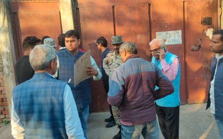 सील लगते ही फैक्ट्री मालिक ने जमा करा दिया हाउस टैक्स, अतिक्रमण हटाए गए