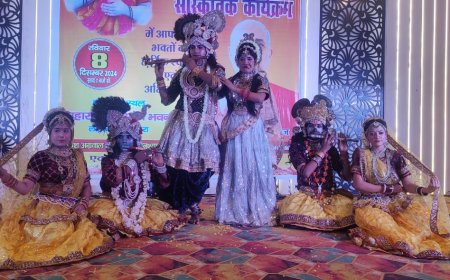 कन्हैया के मनिहारी भेष पर रीझ उठा हर कोई