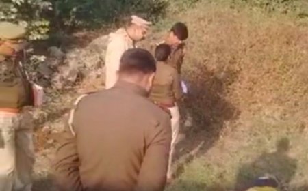 युवती की हत्या कर शव सड़क किनारे झाड़ियों में फेंका 