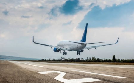 जेवर एअरपोर्ट पर उतरी पहली फ्लाइट, उड़ानों  का ट्रायल शुरू