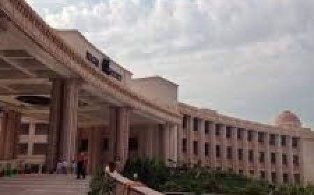 अनिल सागर को प्रमुख सचिव औद्योगिक विकास और यमुना अथॊरिटी चेयरमैन पद से हटाया गया