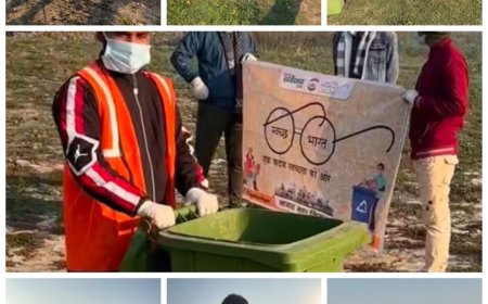 आज तड़के यमुना की तलहटी में चला कचरा उठाने का अभियान