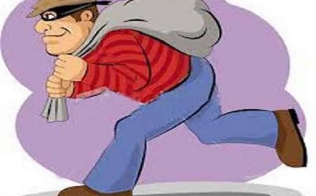 ज्वेलर्स की दुकान का शटर तोड़कर लाखों की ज्वेलरी चोरी