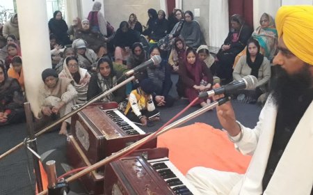 गुरुद्वारा शहीद नगर में शबद के जरिए शहादत का वर्णन   