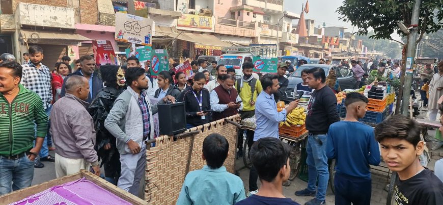 नुक्कड़ नाटक के जरिए प्लास्टिक के नुकसान बताए, संभव दिवस में आठ मामले आए