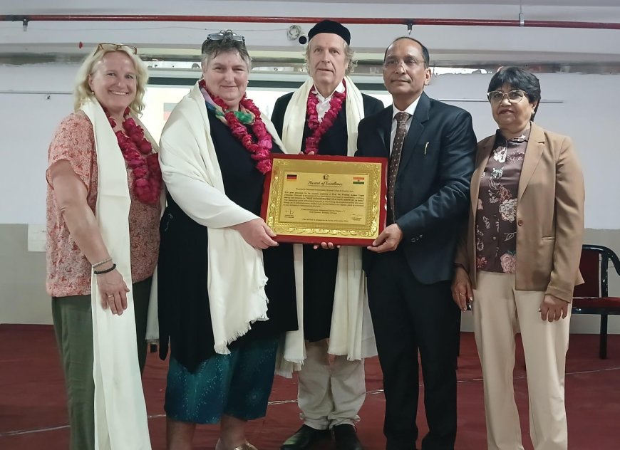 जर्मन संस्था ने आगरा के होम्योपैथ डा. प्रदीप गुप्ता का काम सराहा, सम्मान भी किया 