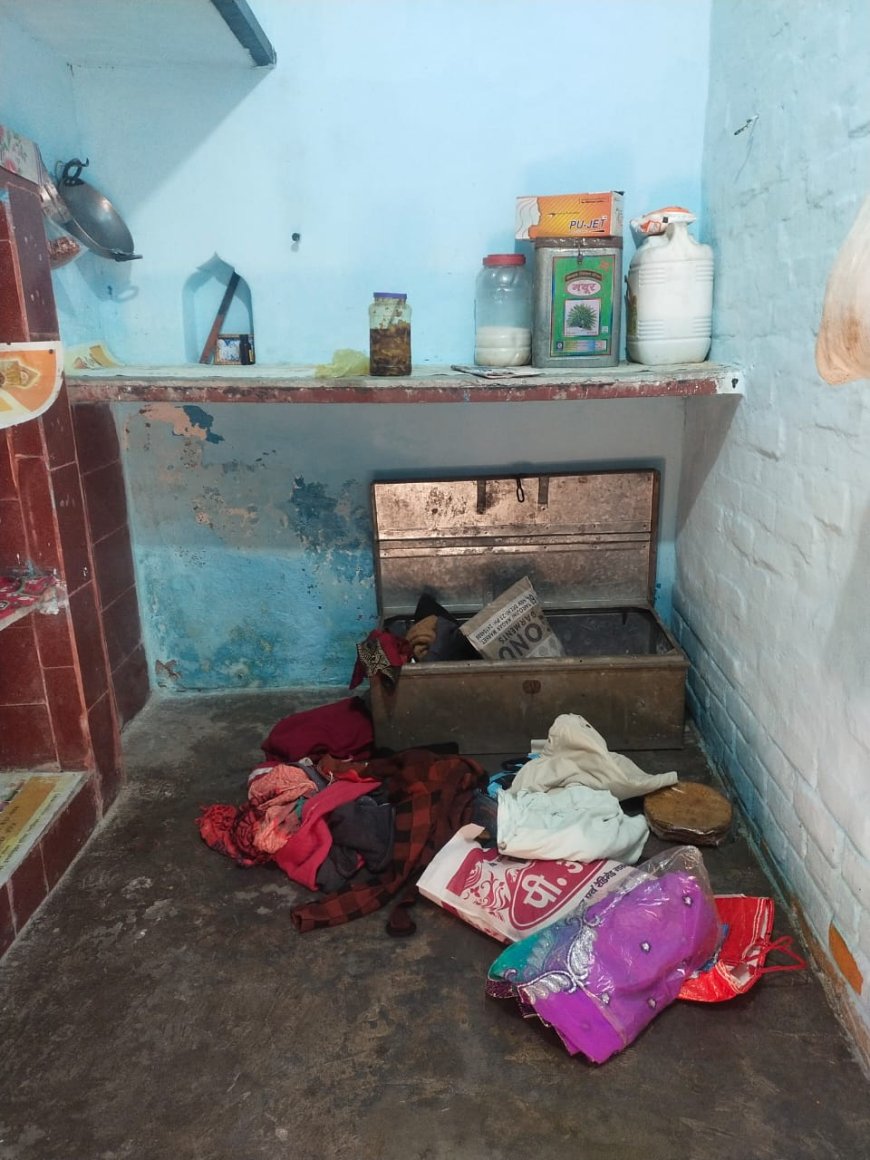 शाहपुर ब्राह्मण में चाचा-भतीजे के सूने घरों से लाखों की चोरी, पीछा करते लोगों पर पत्थर बरसाकर भाग गए चोर