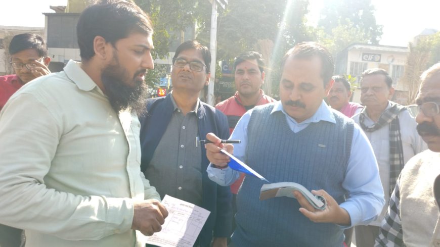 अतिक्रमण और गंदगी फैलाने वालों को जुर्माने से दंडित किया नगर निगम ने