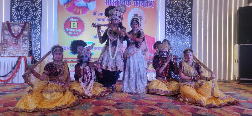 कन्हैया के मनिहारी भेष पर रीझ उठा हर कोई