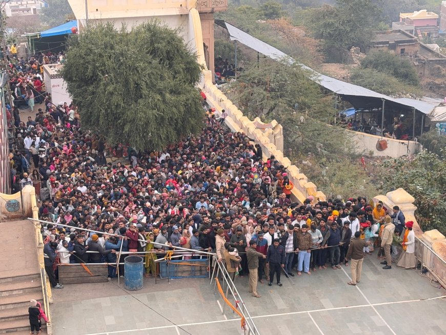 वृंदावन-बरसाना में भीड़ तो उमड़ी पर दर्शन में दिक्कत नहीं आई   