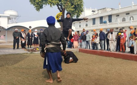 नगर कीर्तन में रंजीत अखाड़ा और बच्चियां के युद्ध कला करतब रोमांचित करेंगे