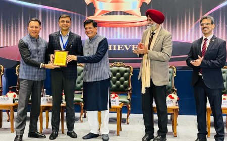 अभिषेक प्रकाश को स्टेट अचीवर अवार्ड