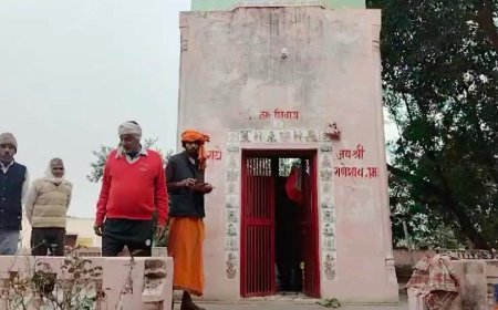चोर मंदिर से पीतल के 21 घंटे और दानपेटिका ले उड़े