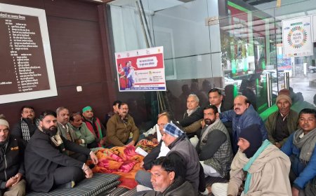 आंदोलित किसान नेता और प्रशासन के बीच सहमति के संकेत